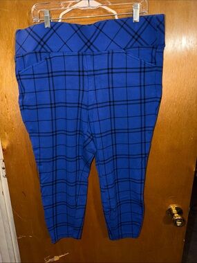 torrid Blue Plaid Pull-On Pocket Pixie Pant
